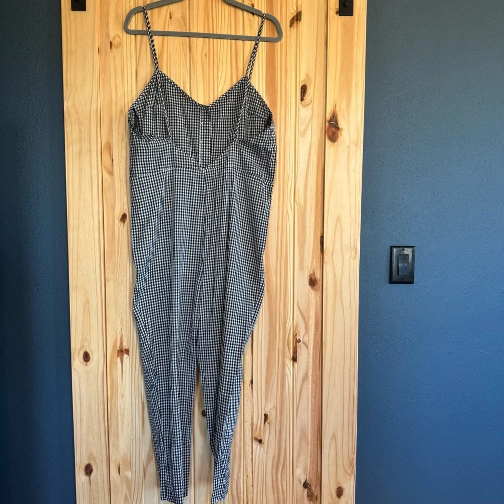 Black and White Checkered Jumpsuit size Large - Picture 10 of 11